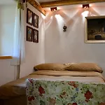 Rustic Petra Apartment