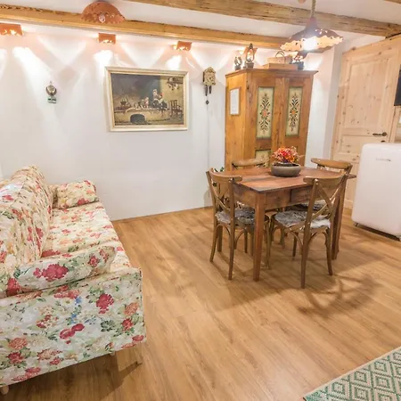 Apartment Rustic Petra *