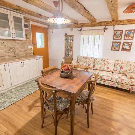 Rustic Petra * Soča