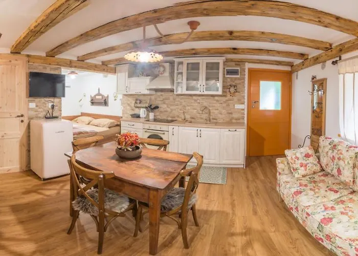 Rustic Petra Appartement *